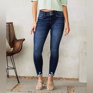 KanCan Signature Low Rise Ankle Skinny Jeans